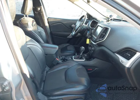 2017 Jeep Cherokee Trailhawk 4X4/Trailhawk L Plus 4X4 from USA, damaged, VIN 1C4PJMBSXHW571674